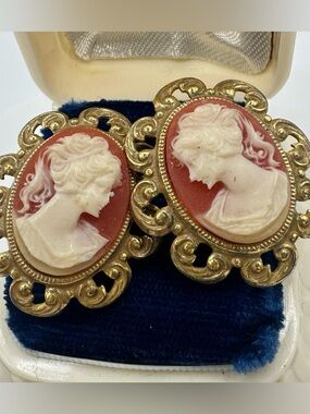 Miriam Haskell 1940’s Cameo Clip on Earrings-Signed-Rare